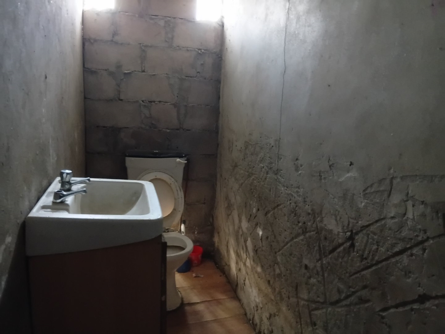 3 Bedroom Property for Sale in Electric City Western Cape
